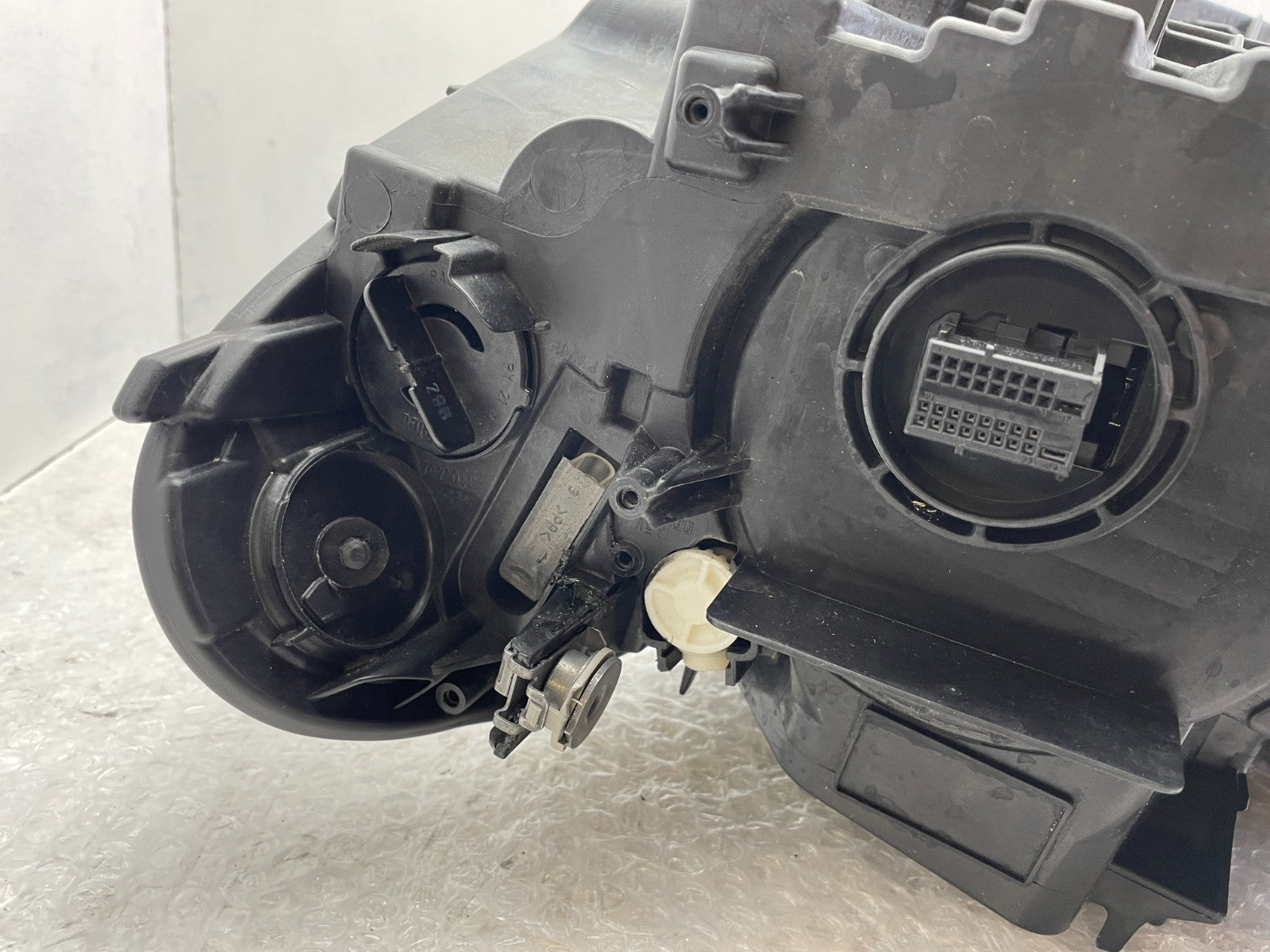 Original BMW X1 F48 LED Scheinwerfer rechts 747222011