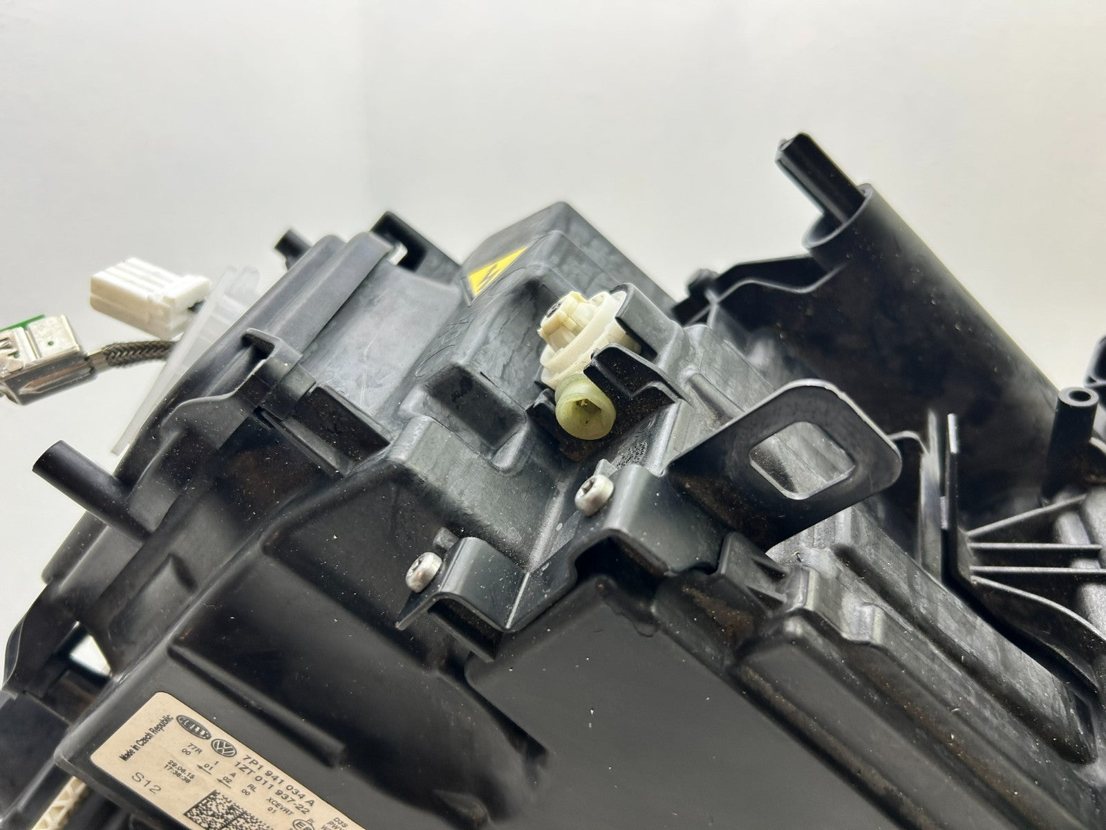 Original VW Touareg 7P Xenon Scheinwerfer rechts 7P941034A12