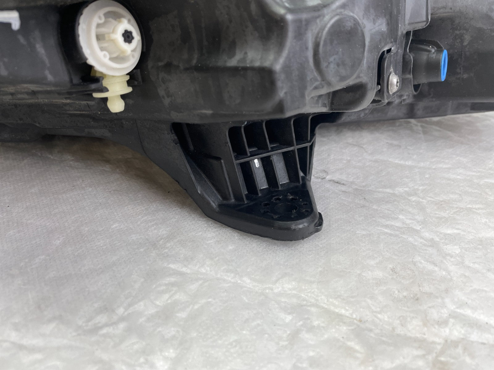 Original Volvo XC60 II LED Scheinwerfer links 3240470910