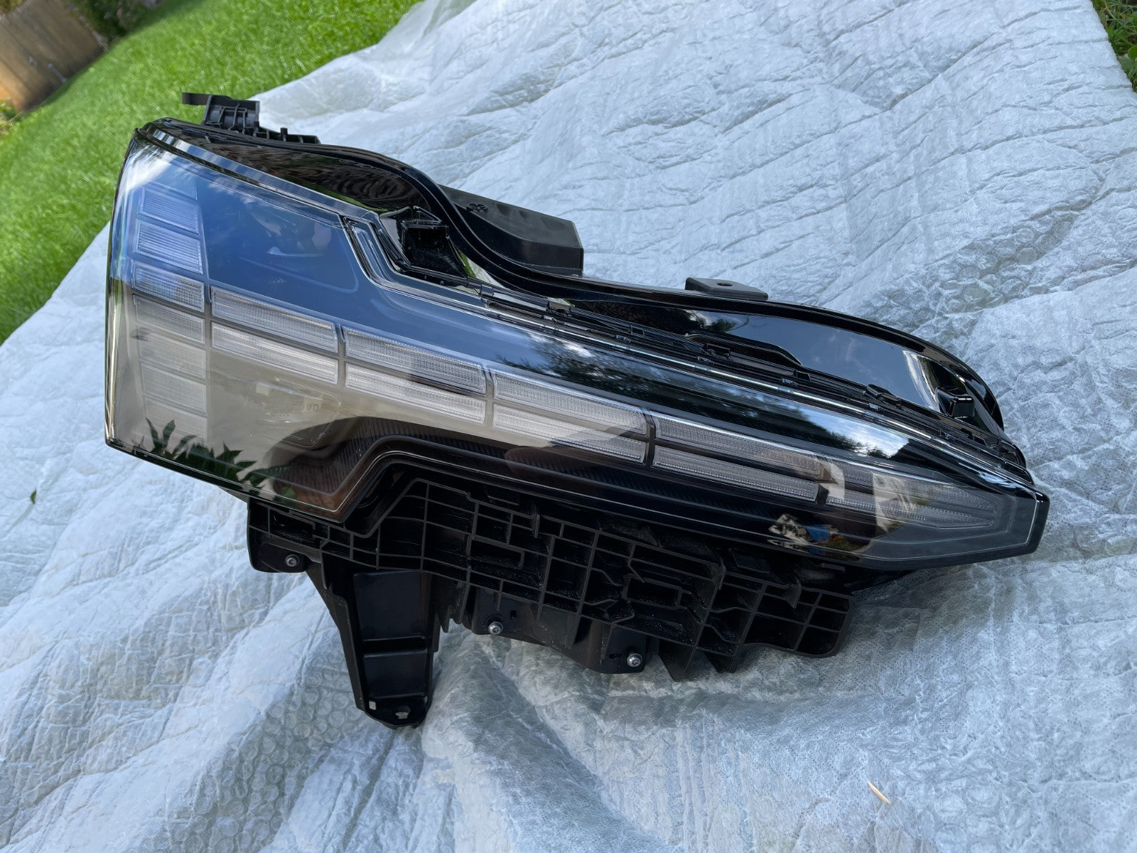 Original Volvo EX30 LED Scheinwerfer rechts 800006281