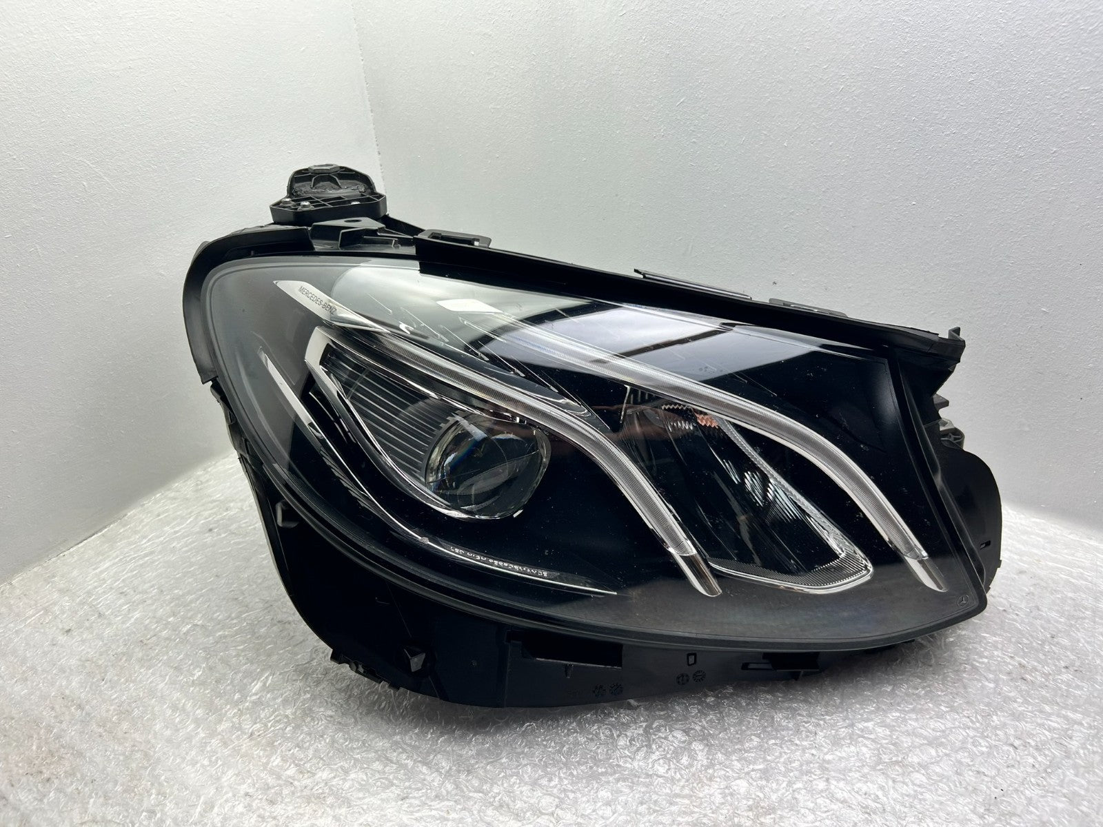 Original Mercedes E-Klasse W213 LED Scheinwerfer rechts A21390688080