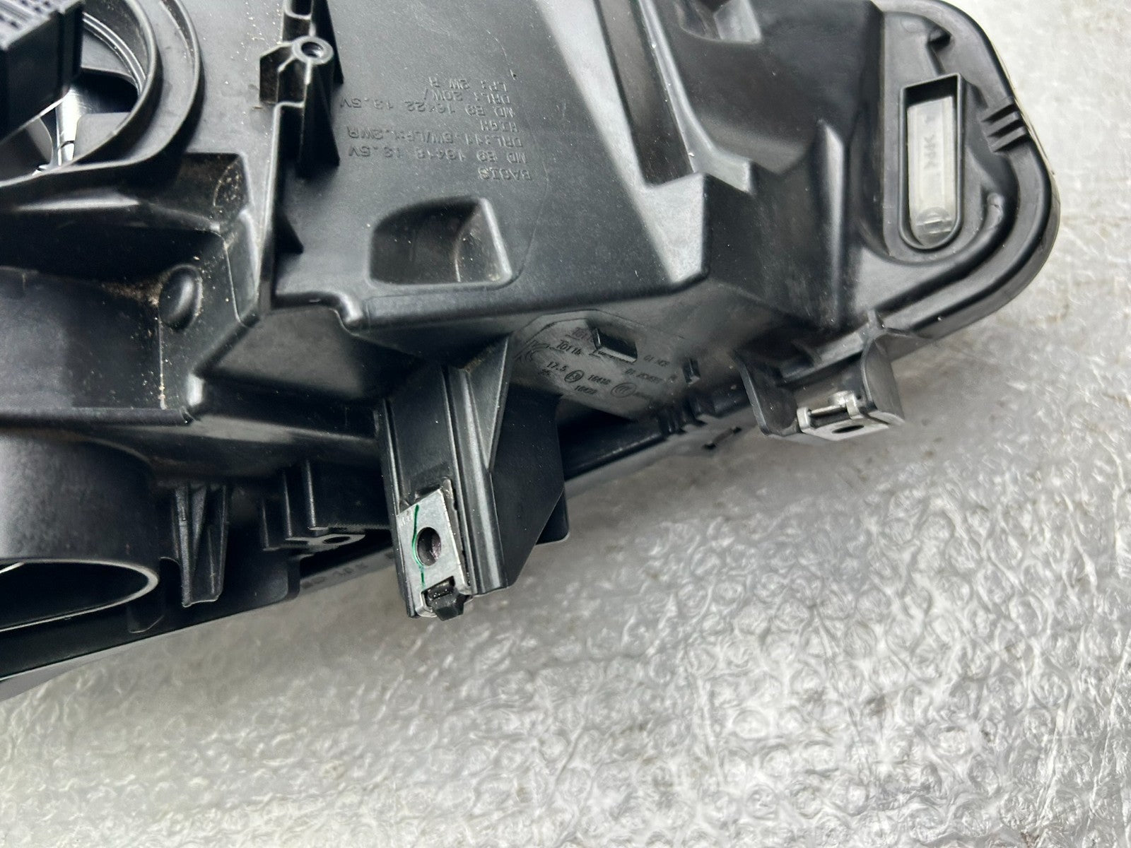 BMW M3 F80 M4 F82 F83 F32 F33 F36 Adaptive LED Scheinwerfer rechts 87387065