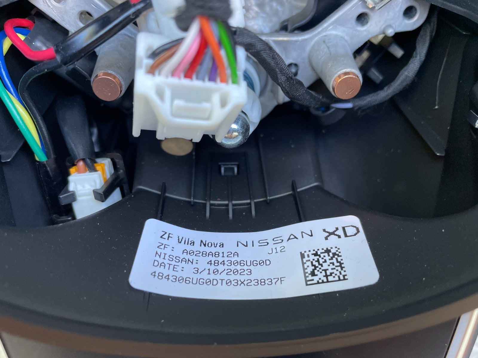 Original Nissan Qashqai J12 Lenkrad Leder 484306UG0D7