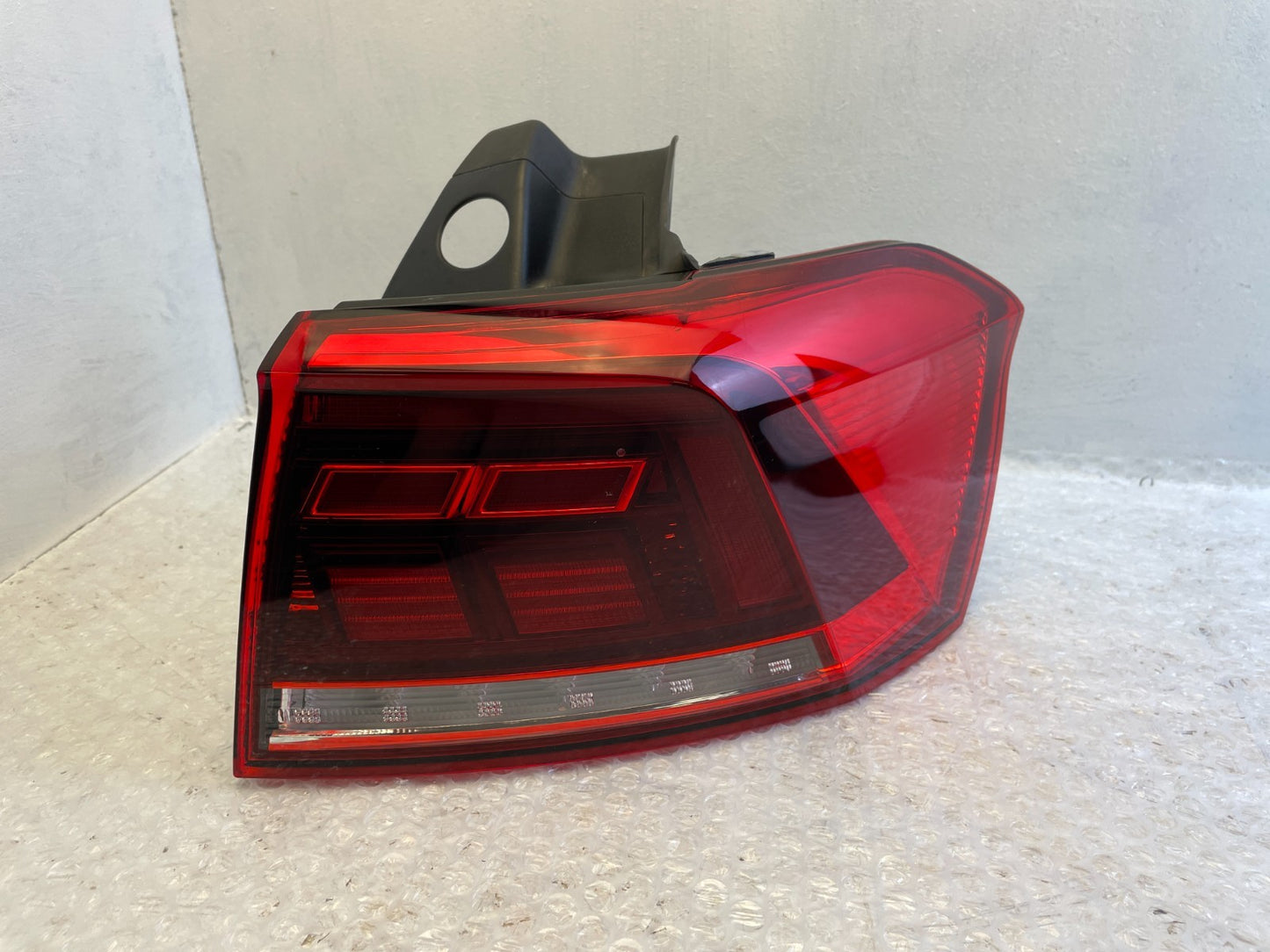 Original VW Passat B8 3G Rückleuchte Heckleuchte rechts 3G9945096G0