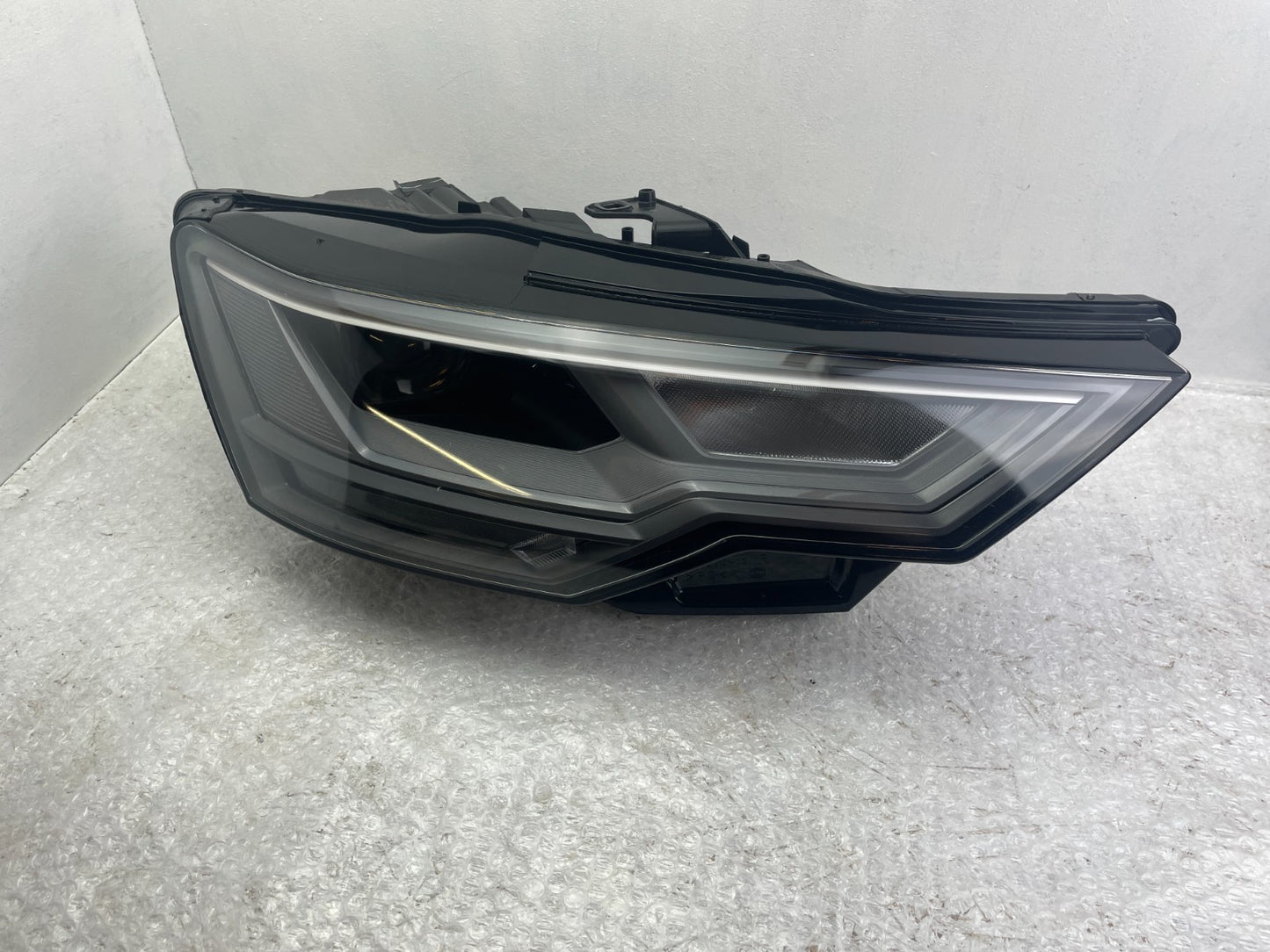 Original Audi A6 C8 LED Scheinwerfer rechts 4K09410340