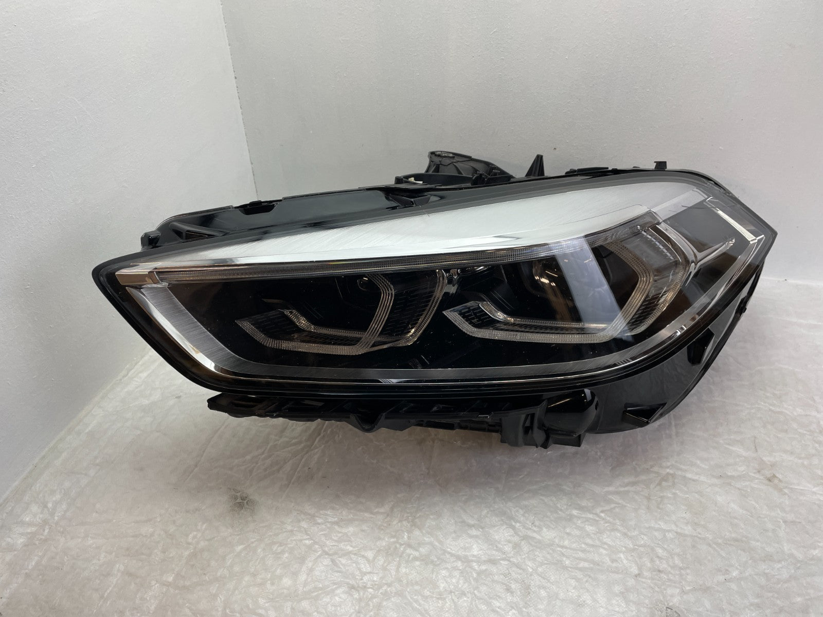 Original BMW 1er F40 LED Scheinwerfer links 94828070