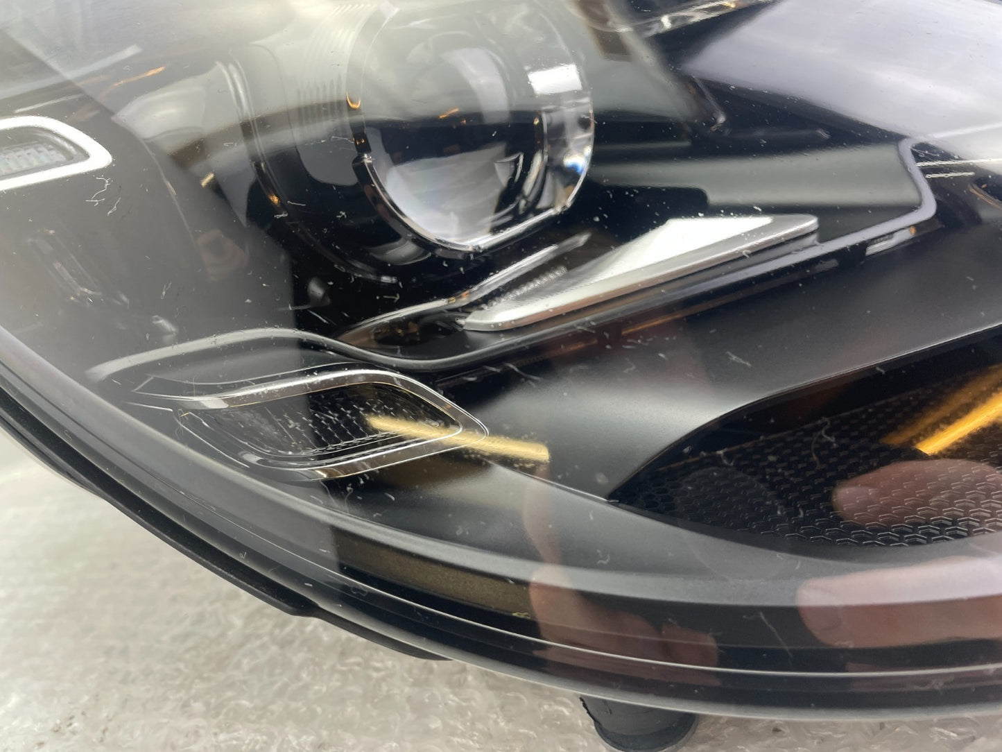 Original Porsche 718 982 GT4 Boxster Cayman Scheinwerfer LED rechts 982941036AA2