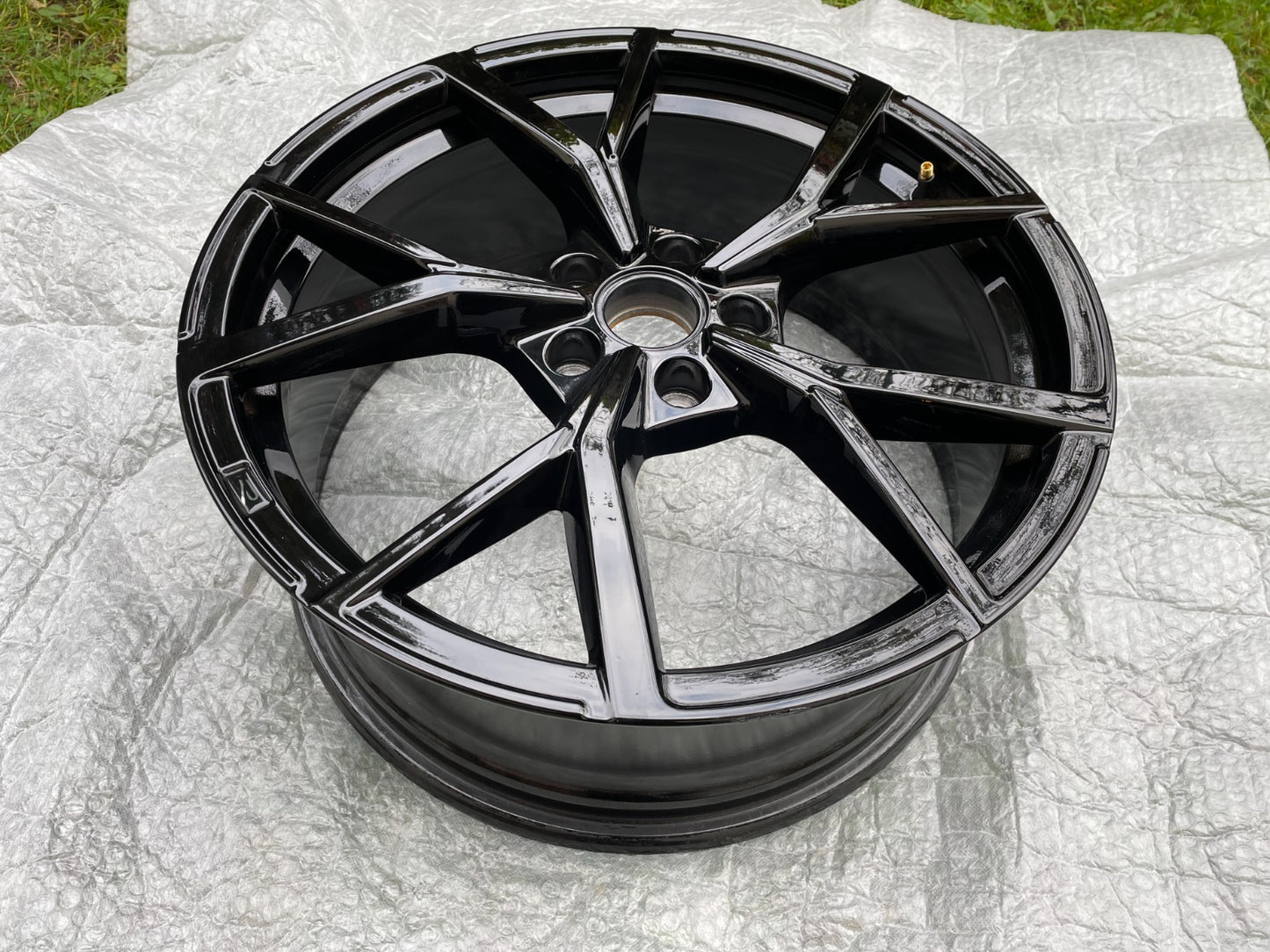 1x Original VW Golf VIII 8 R-linke Alufelge 8Jx19 Zoll ET50 5H0601025S1