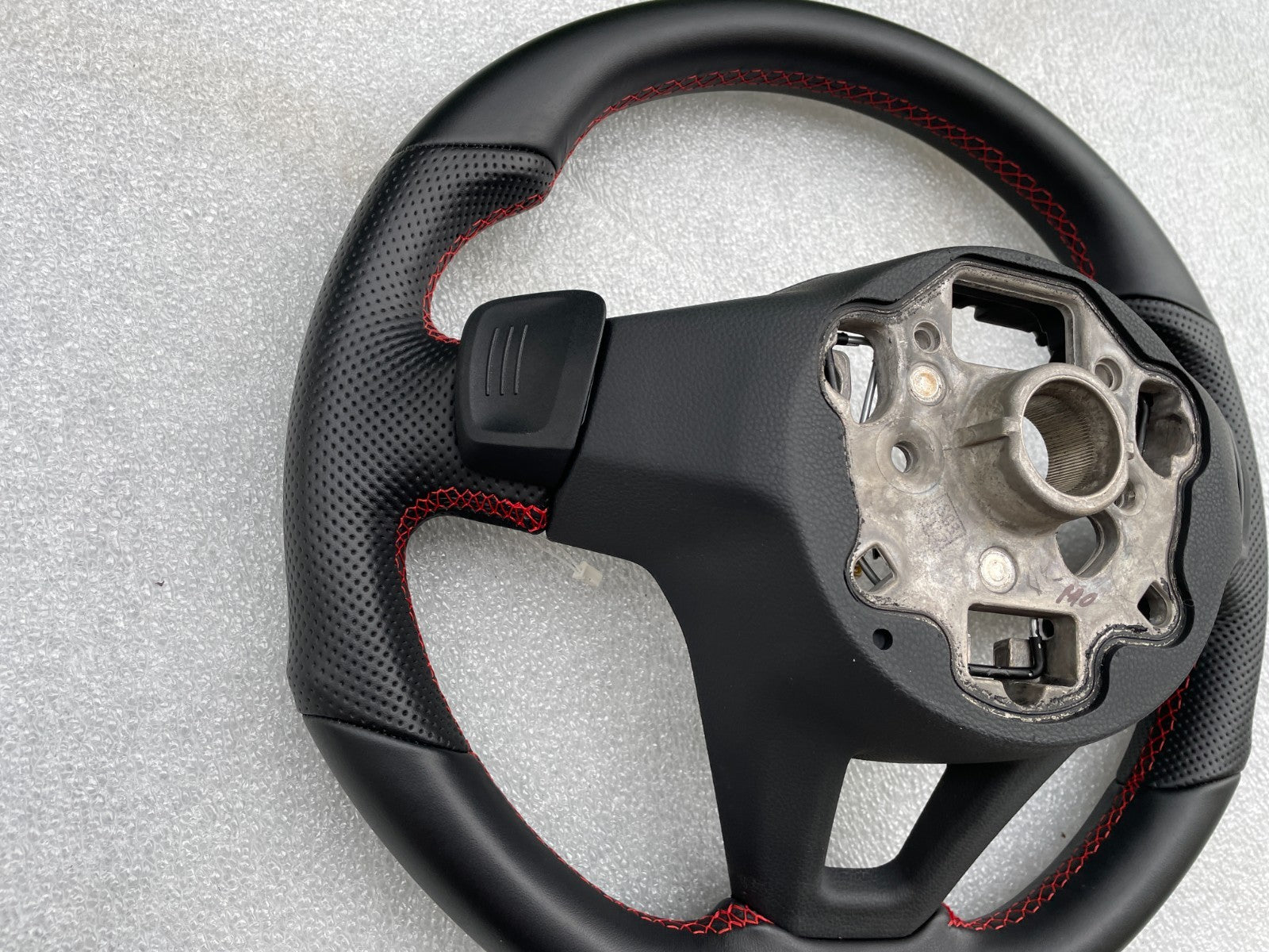 Original VW Golf VIII 8 Multifunktionslenkrad rot Leder 5H0959542C9