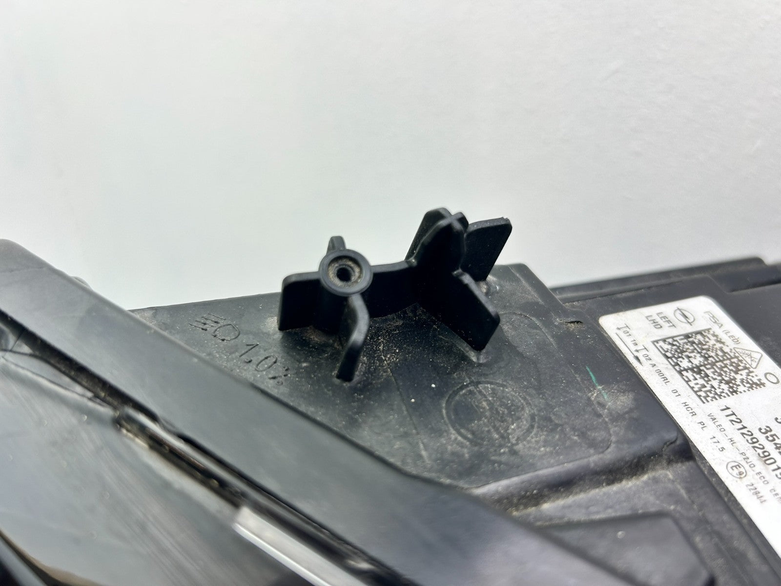 Original Opel Corsa F LED Scheinwerfer links 98295227806