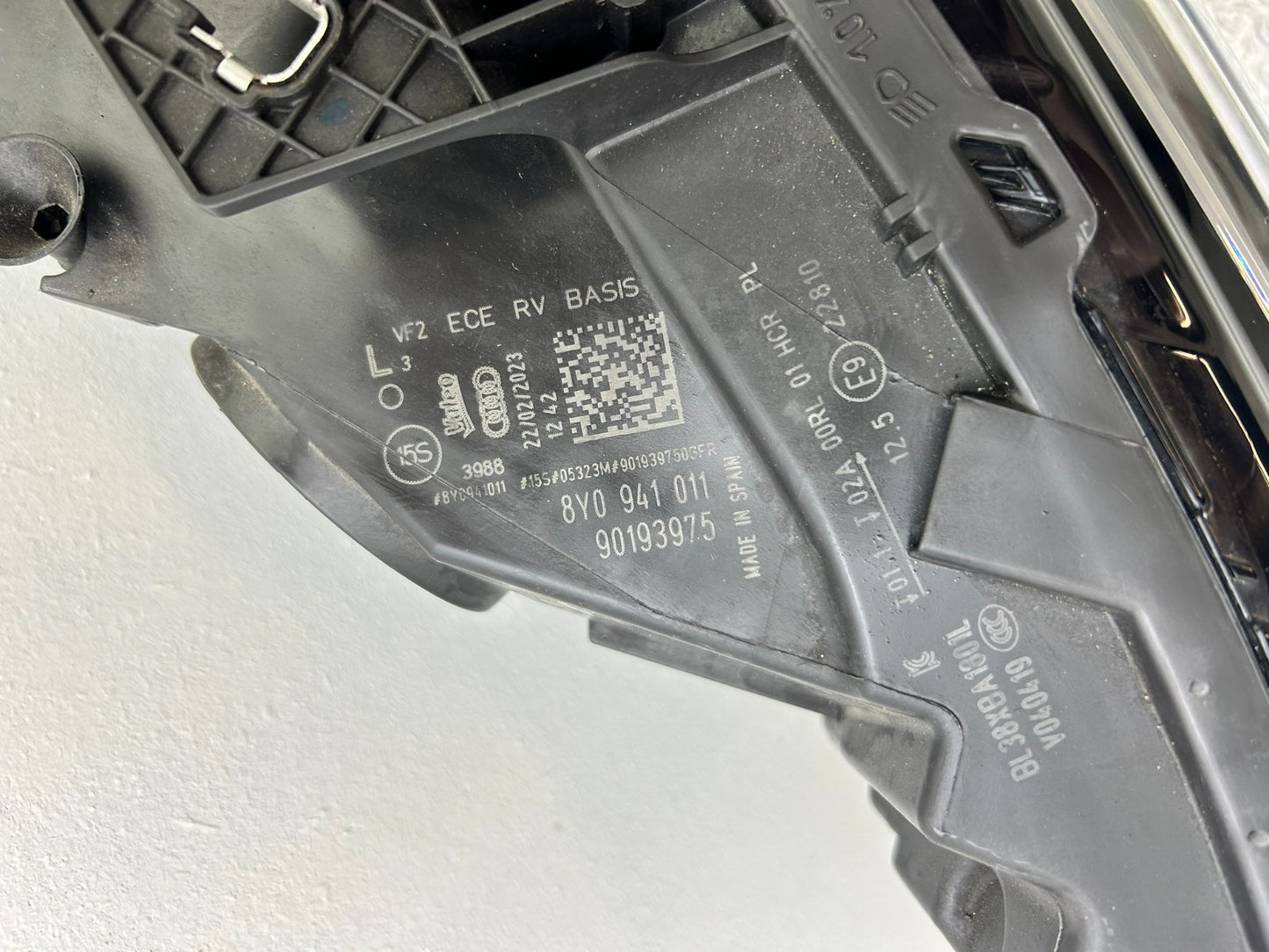 Original Audi A3 8Y LED Scheinwerfer links 8Y09410113