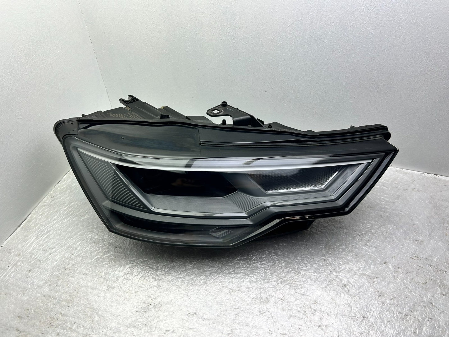 Original Audi A6 C8 LED Scheinwerfer rechts 4K09410340