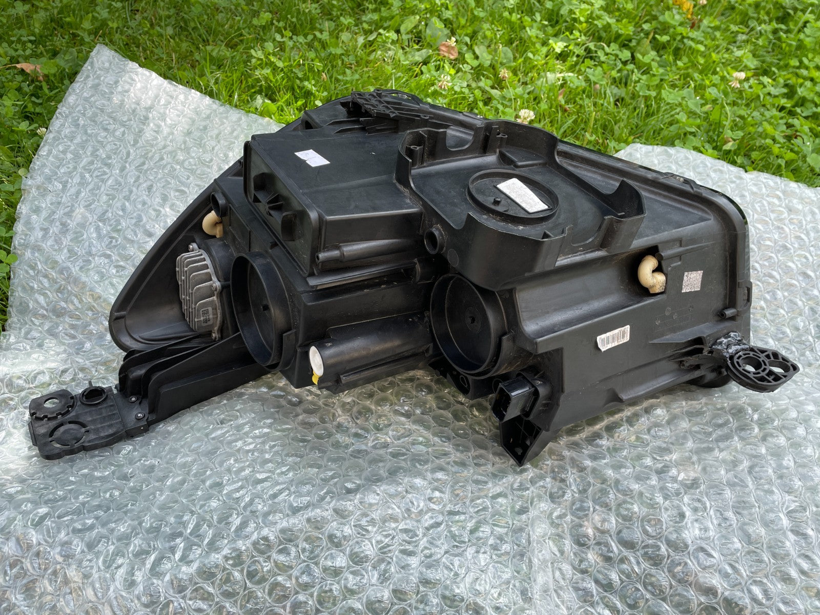 Original Opel Grandland Scheinwerfer rechts YP001626805