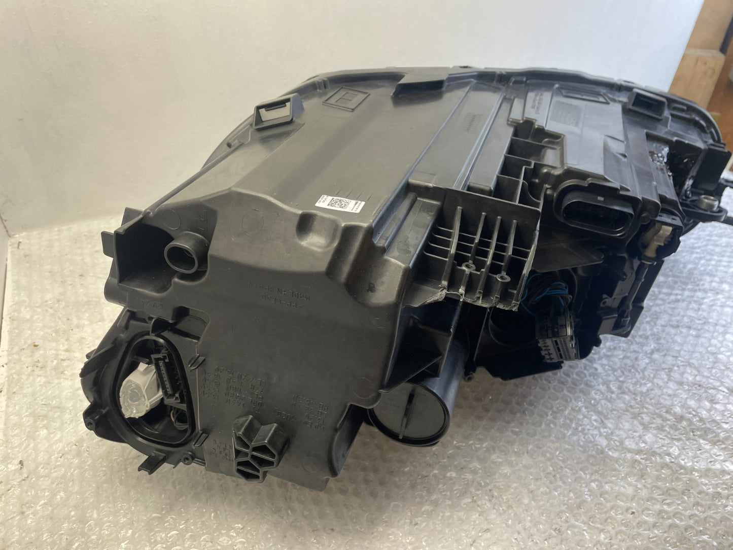 Original VW Passat 3J B9 IQ LED Scheinwerfer rechts 3J194103612