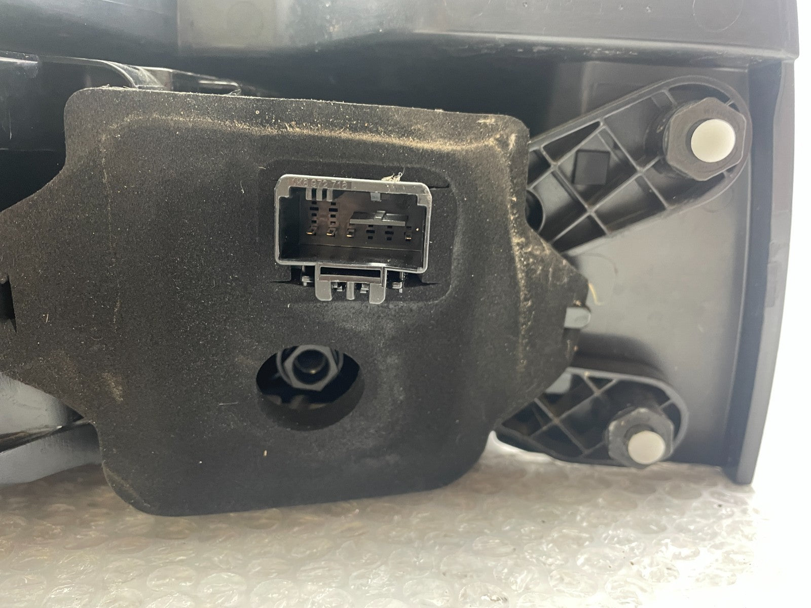 Original VW T7 Transporter Rückleuchte rechts 7T0945096E4