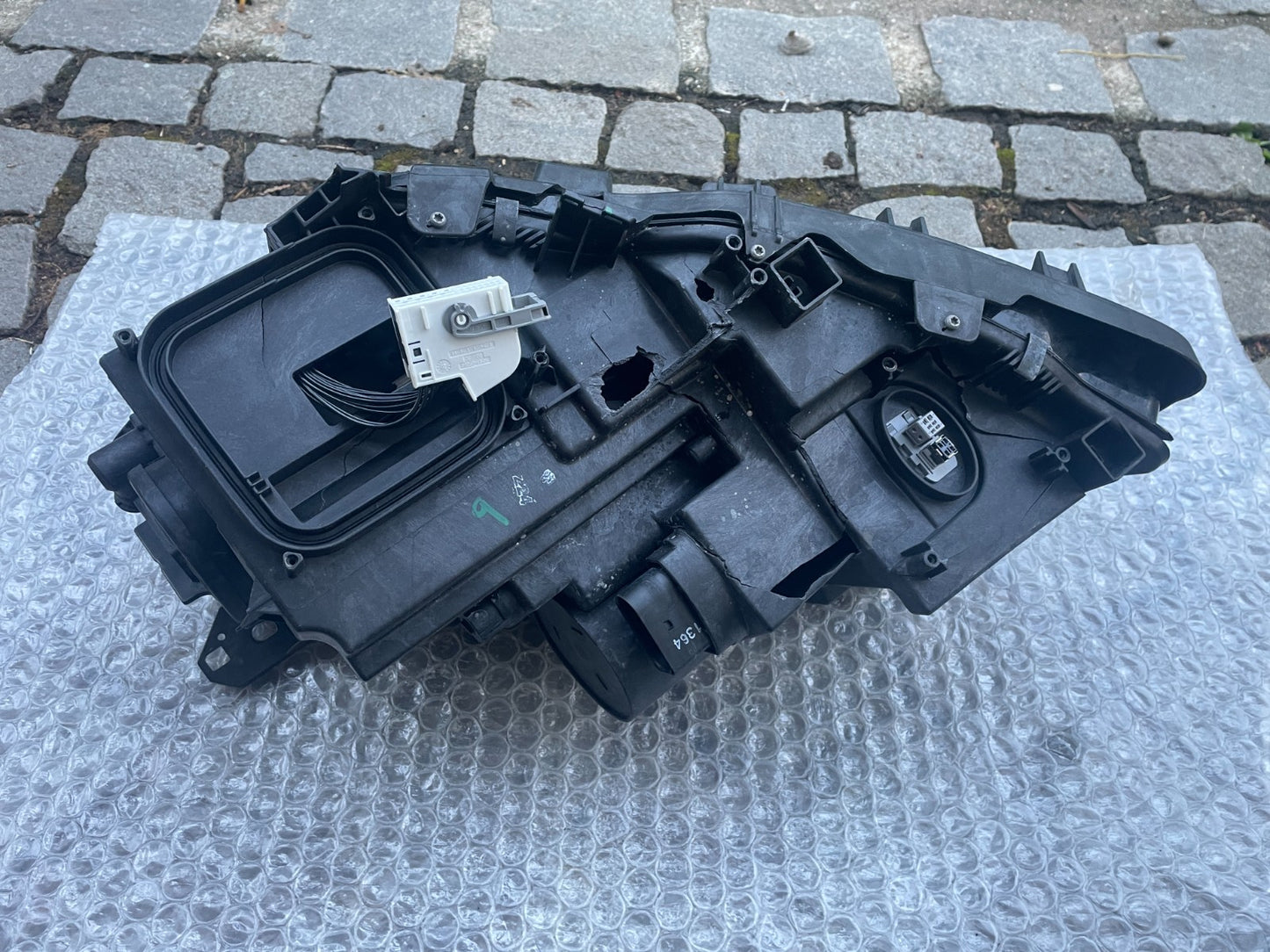 Original Mercedes GLA W156 Xenon Scheinwerfer rechts A156906180012