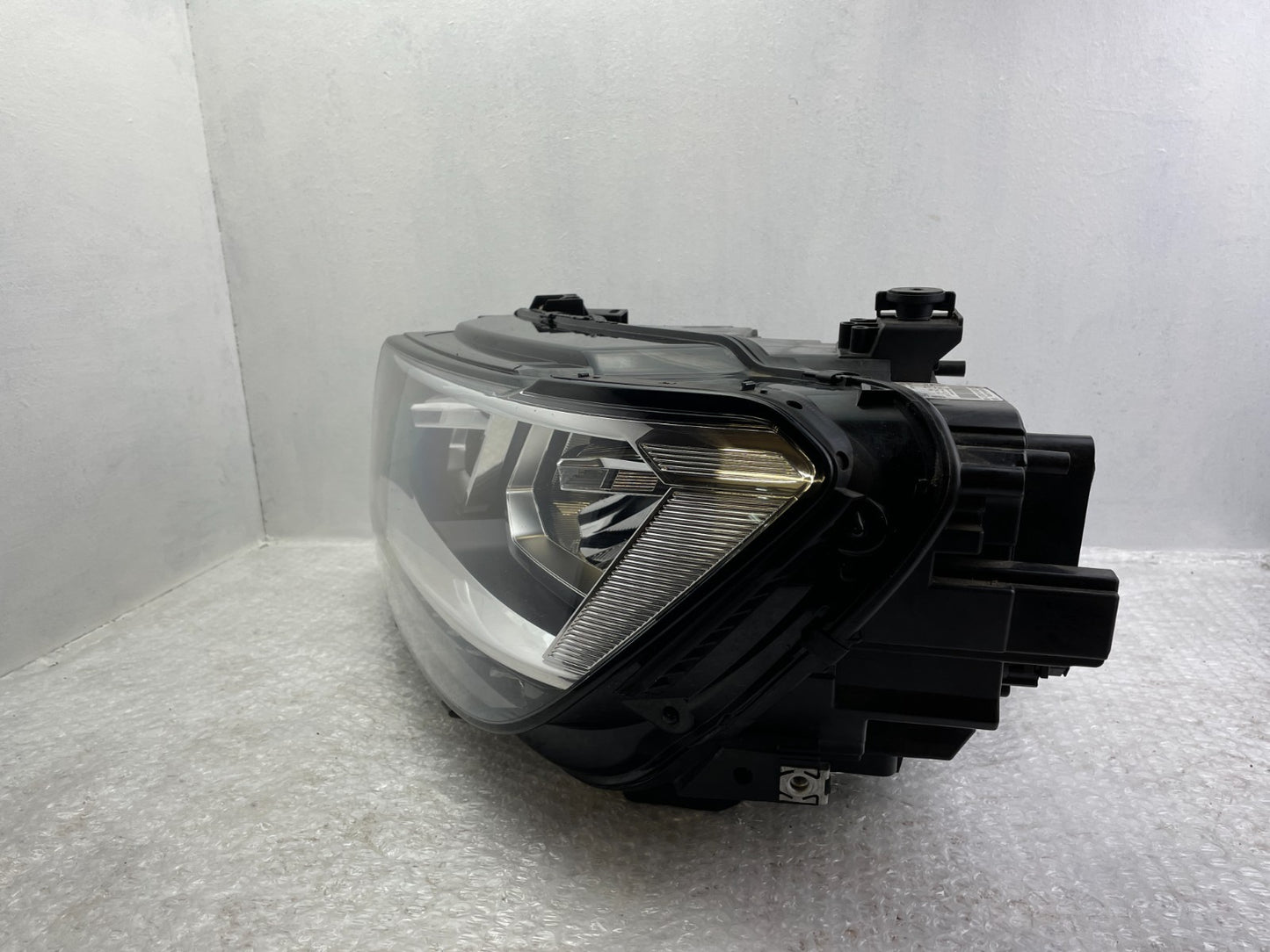 Original VW Tiguan LED Scheinwerfer links 5NB941035B3