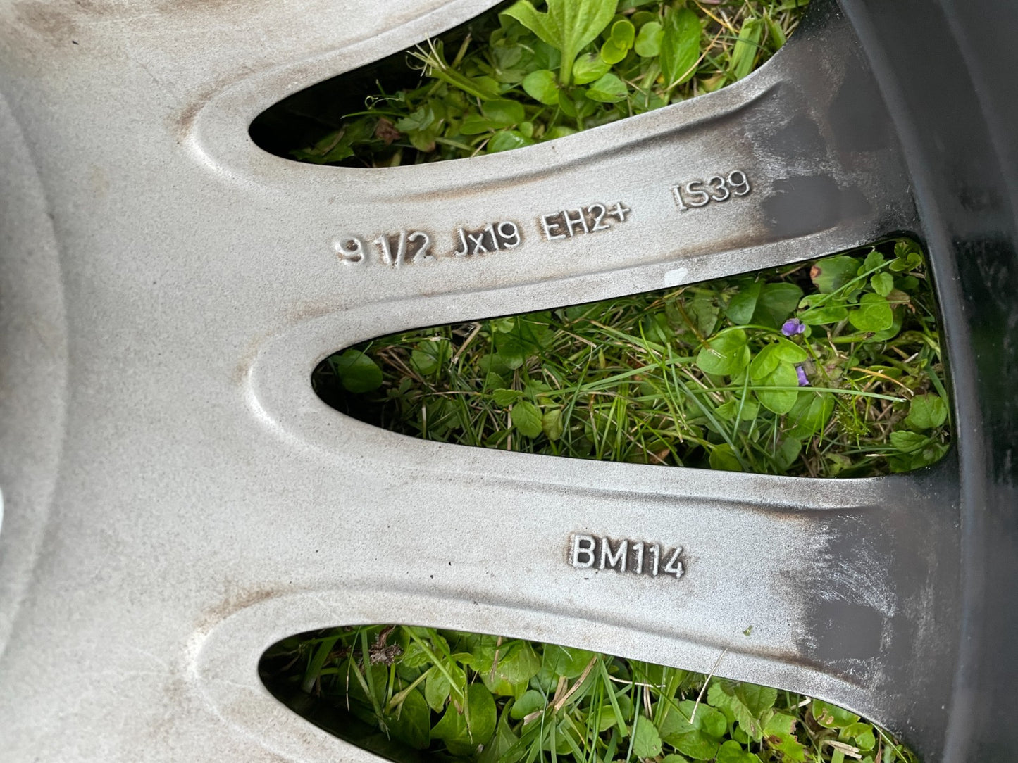 4x BMW 7er F01 F02 Alufelgen 8,5x19 ET25 9,5x19 ET39 6775404 677540512