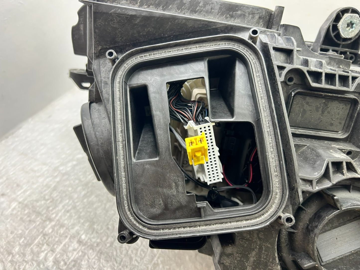 Original Mercedes W205 LED Scheinwerfer links A205906850512