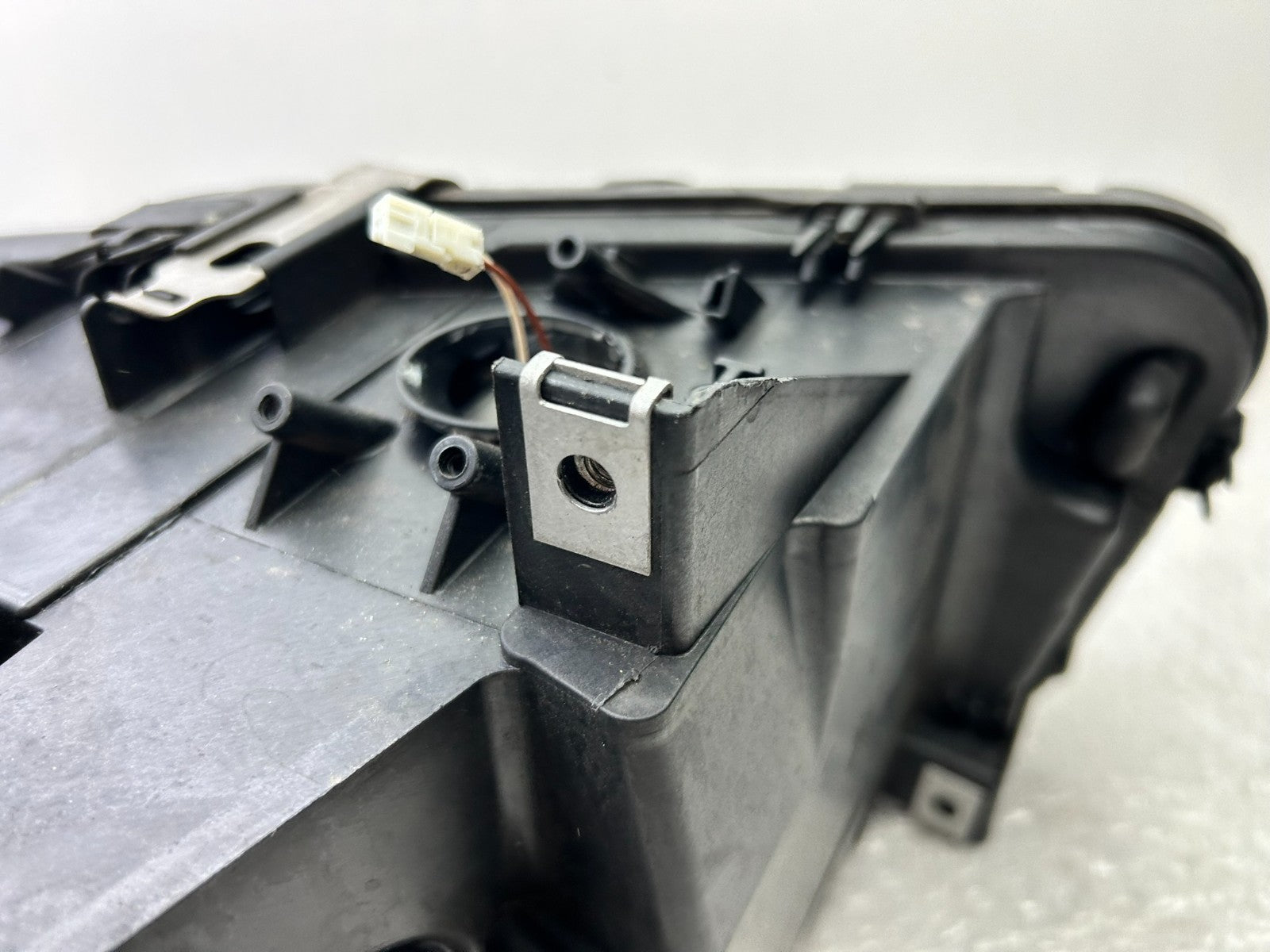 Original BMW 5er F10 F11 Bi-Xenon Scheinwerfer rechts 7271912 720324611