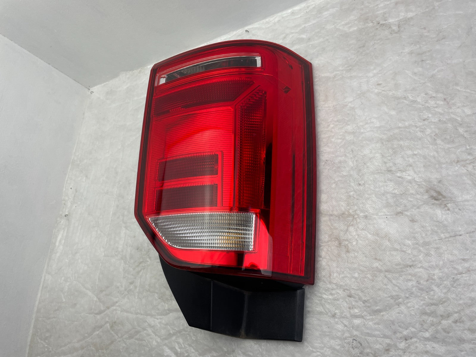 Original VW T6 Rückleuchte Heckleuchte links 2015-20191