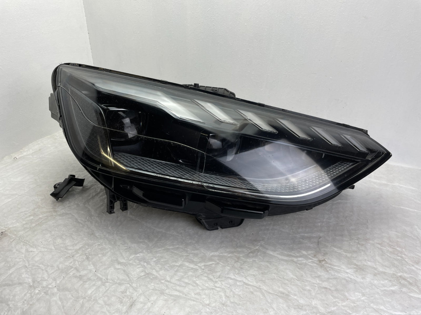 Original Audi RS4 8W LED Scheinwerfer rechts 8W0941036J0