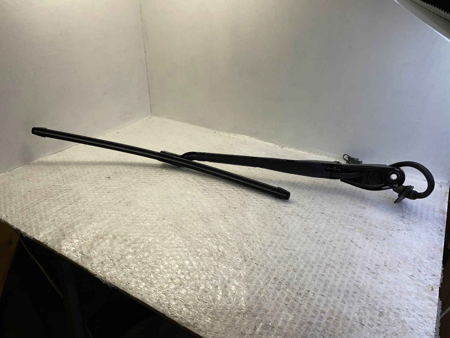 Original Mercedes GLE W167 Scheibenwischer links vorne A16782016001