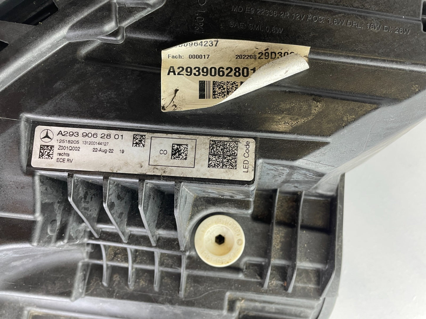 Mercedes EQC V293 LED Scheinwerfer rechts A29390628014