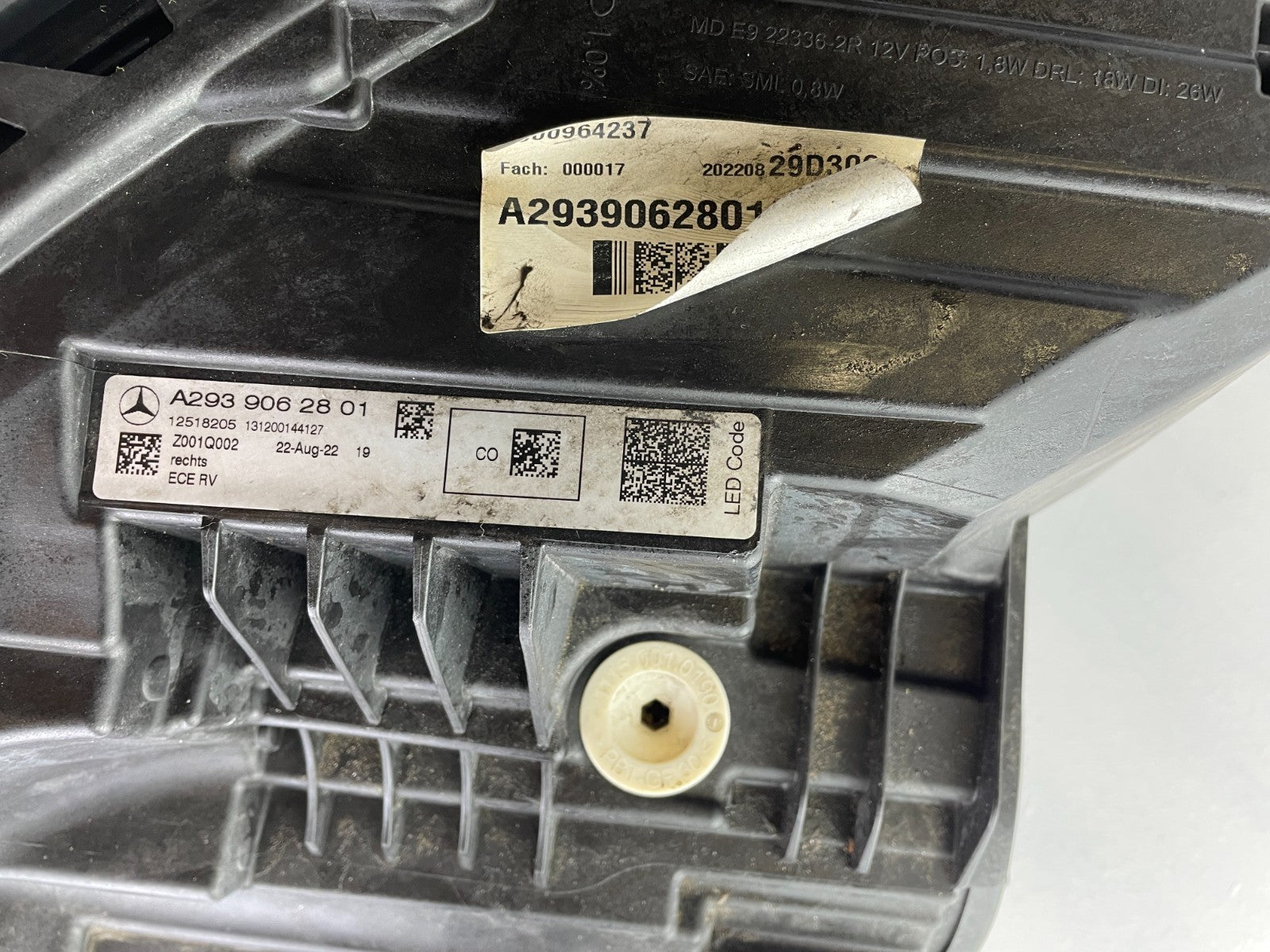 Mercedes EQC V293 LED Scheinwerfer rechts A29390628014