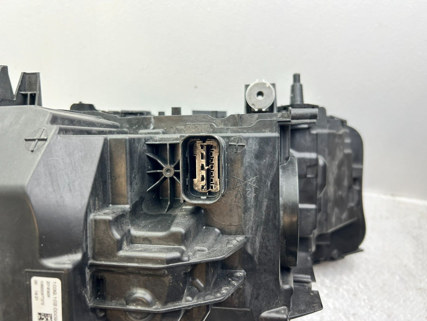 Original BMW 5er G30 G31 LED Scheinwerfer links 84991129