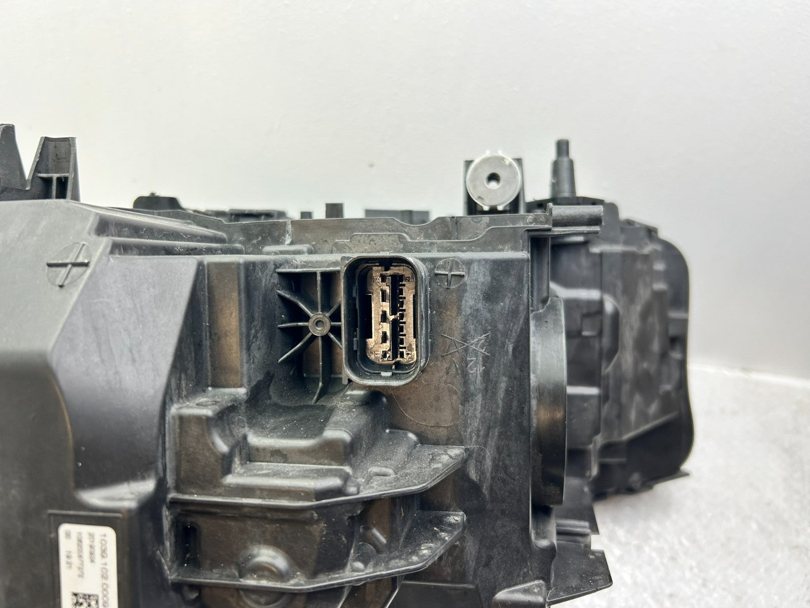 Original BMW 5er G30 G31 LED Scheinwerfer links 84991129