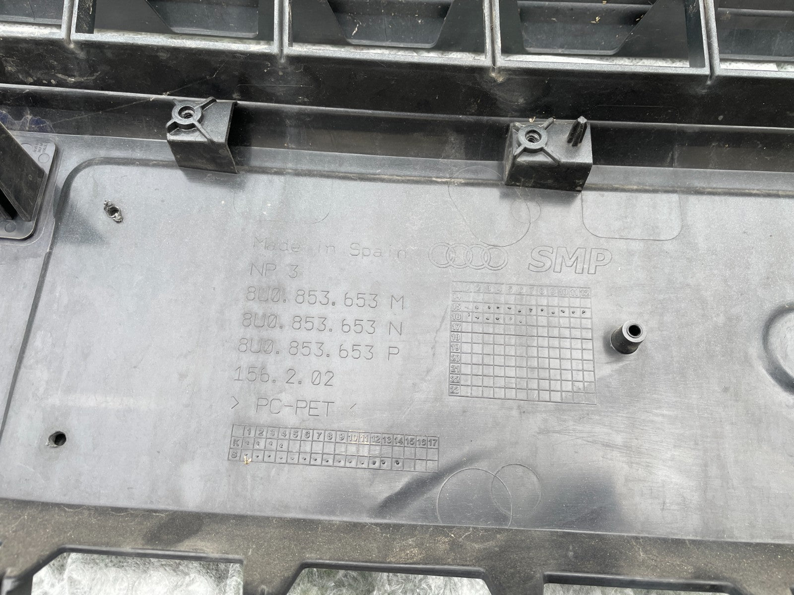 Original Audi Q3 8U0 S-Line Facelift Bj.14-18 Kühlergrill Grill Gitter 8U08536535