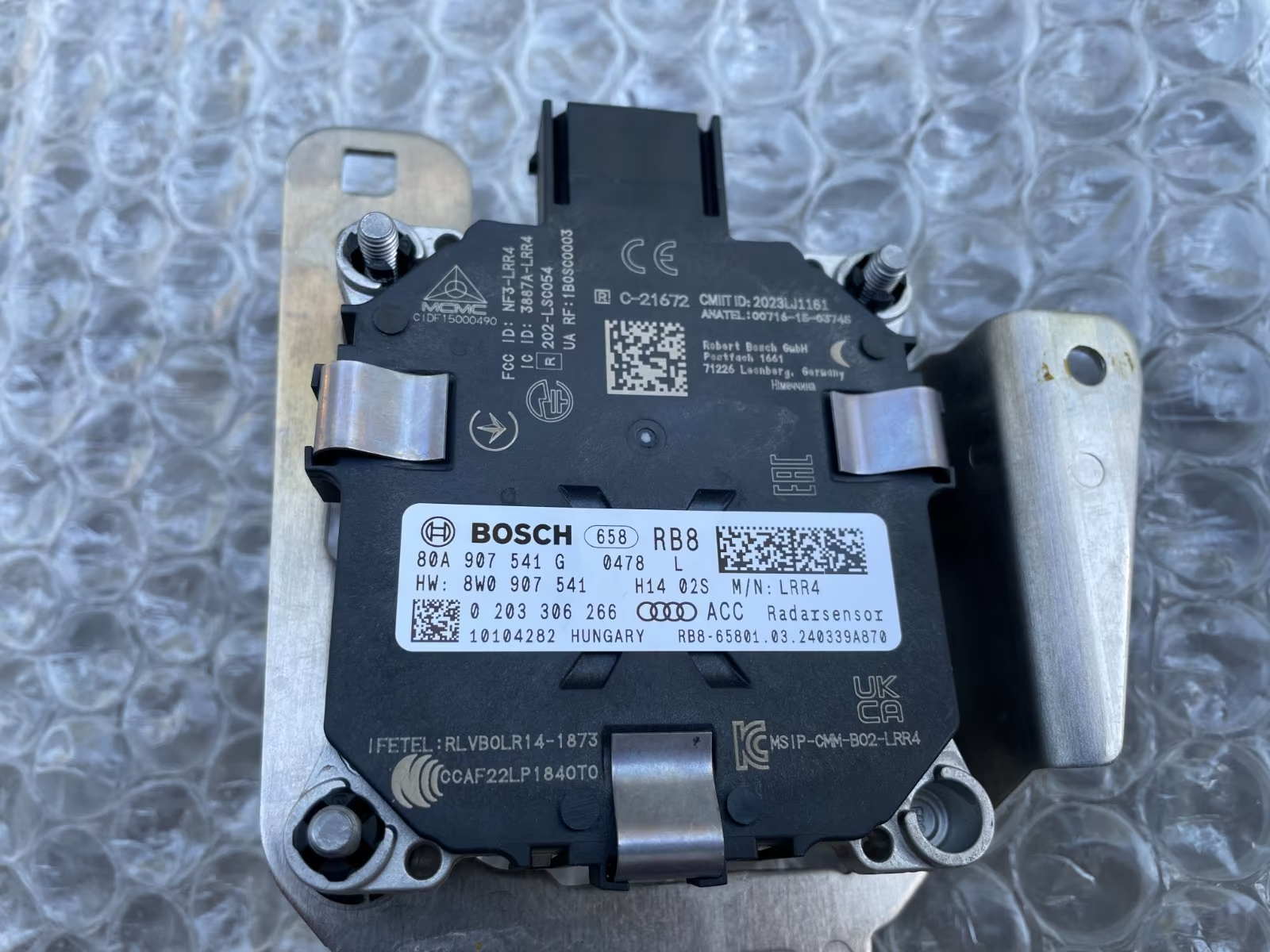 Original Audi A4 A5 Q5 Radarsensor Abstandsradar ACC 8W09075413