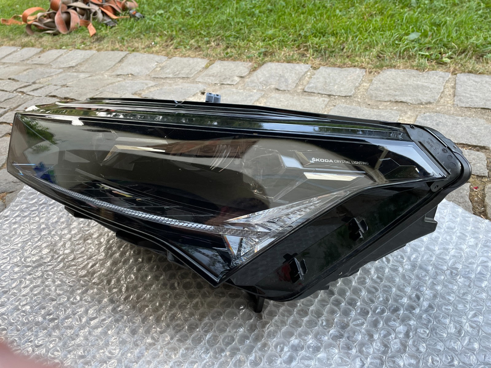 Original Skoda Enyaq 5LB LED Scheinwerfer rechts 5LB9410151