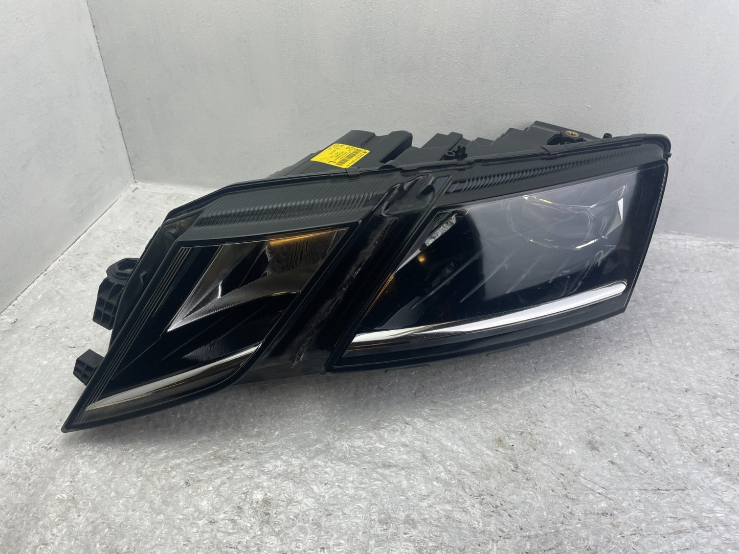 Original Skoda Octavia III LED Scheinwerfer links 5E1941015D0