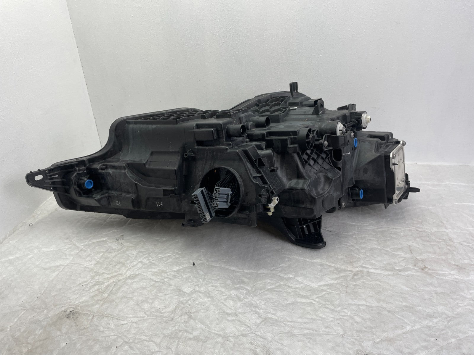 Original Volvo XC60 II LED Scheinwerfer links 324047098