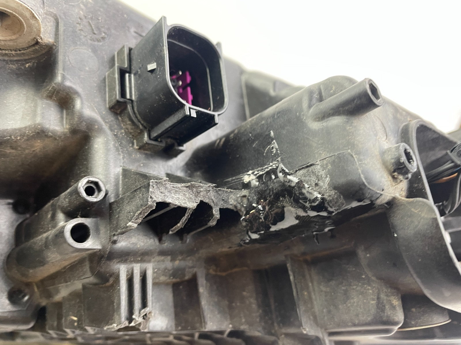 Original Audi e-tron LED Scheinwerfer links 4KE941039D5