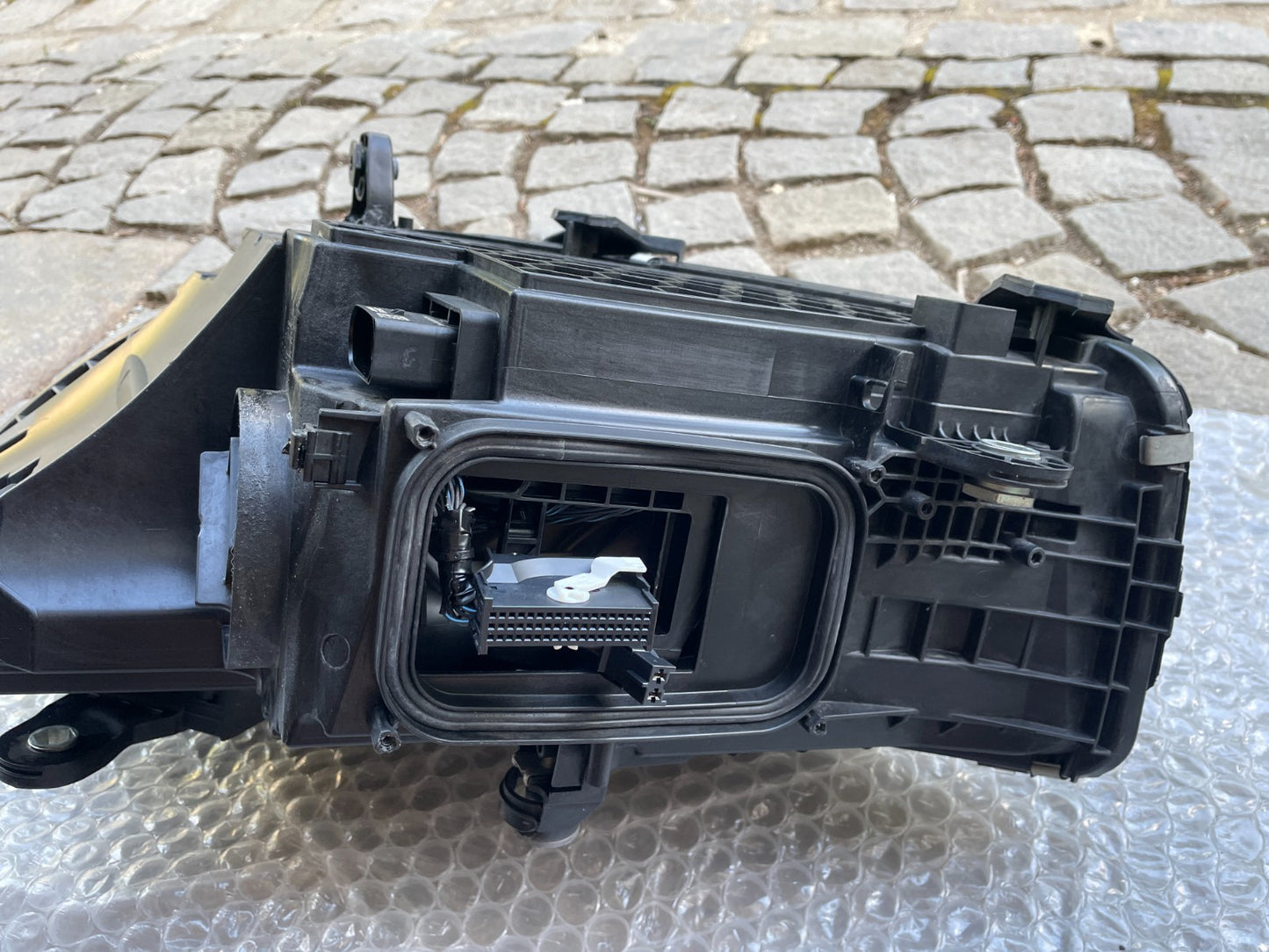 Mercedes C-Klasse W206 LED Scheinwerfer rechts A20690672034