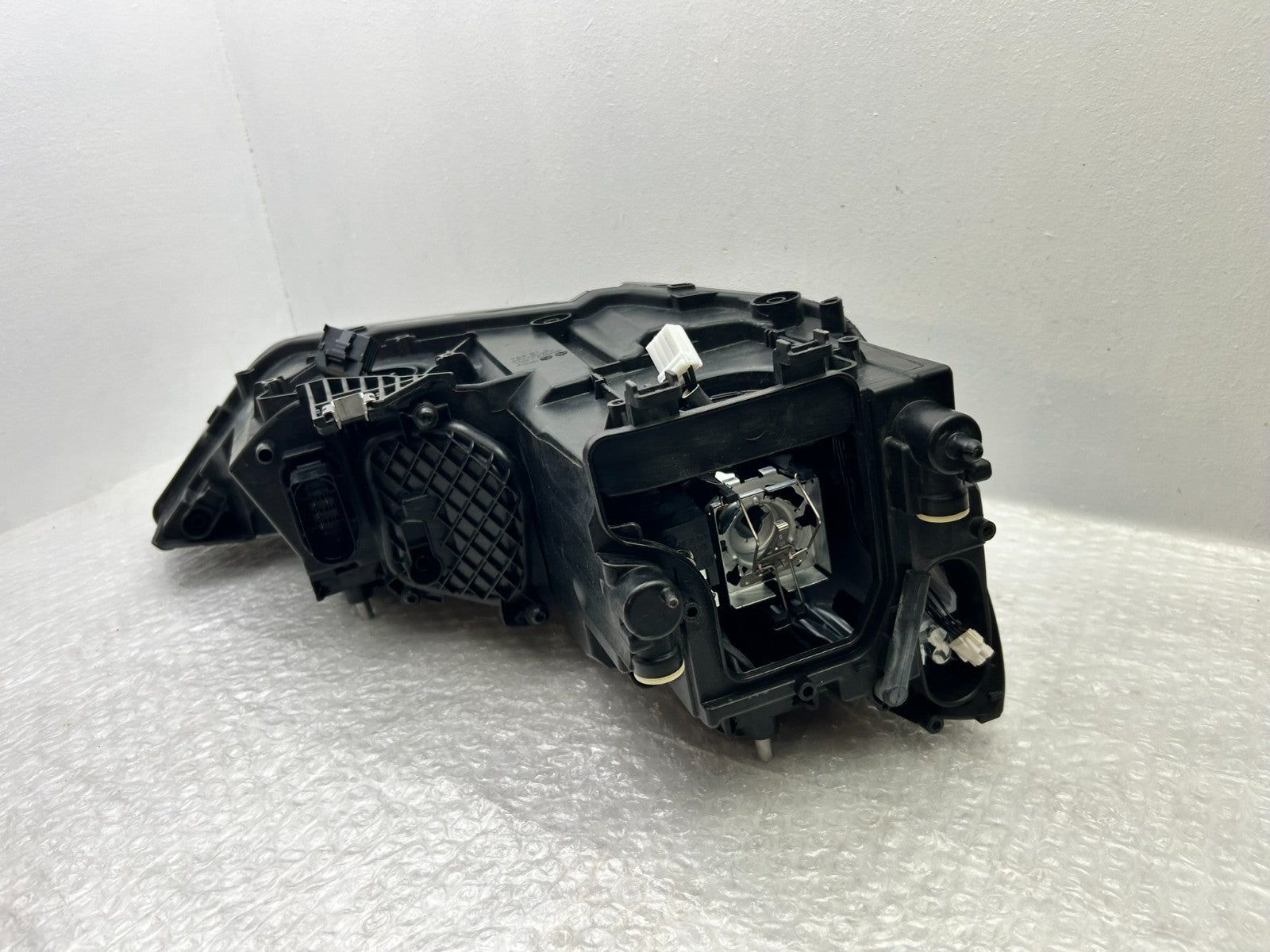 Original Audi A1 Xenon Scheinwerfer links 8XA941005 79431000007