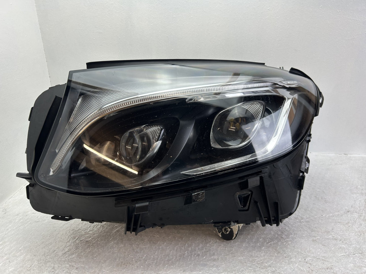 Original Mercedes GLC W253 LED Scheinwerfer links A25390657010