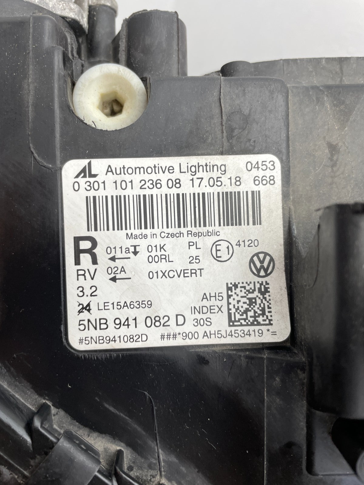 Original VW Tiguan LED Scheinwerfer rechts 5NB941082D4