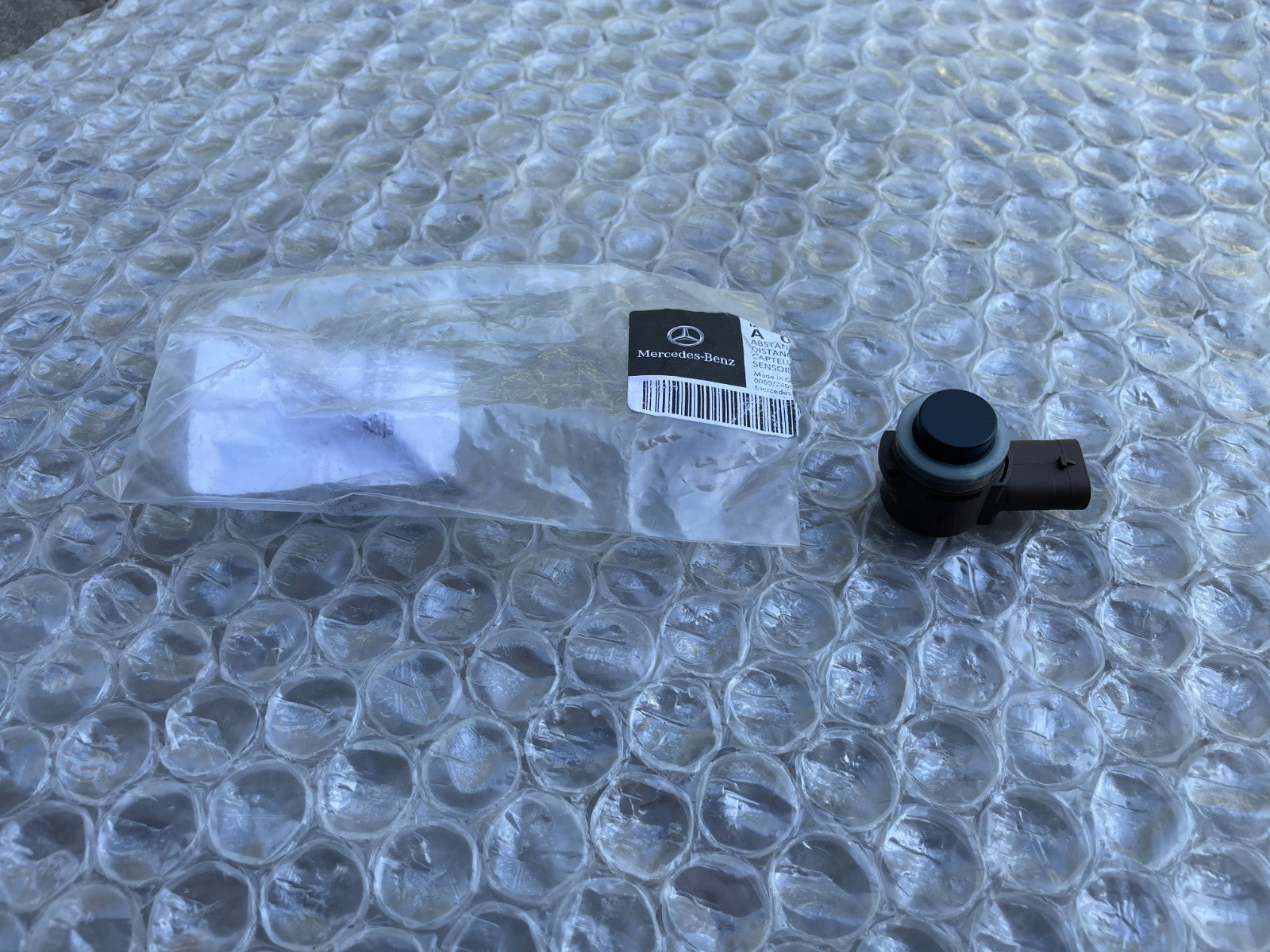 Original Mercedes Parktronik Sensor PDC PTS W22 W212 schwarz A00090556040