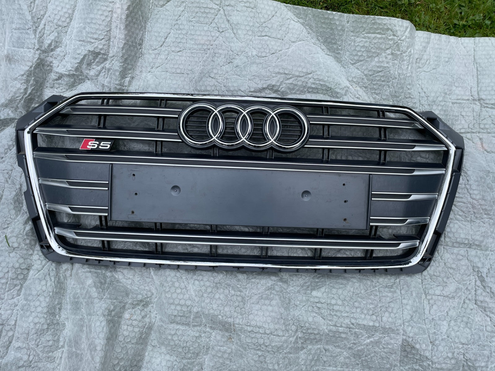 Original Audi A5 S5 8W 2017 2020 Kühlergrill Frontgrill Grill Gitter 8W6853651AP0