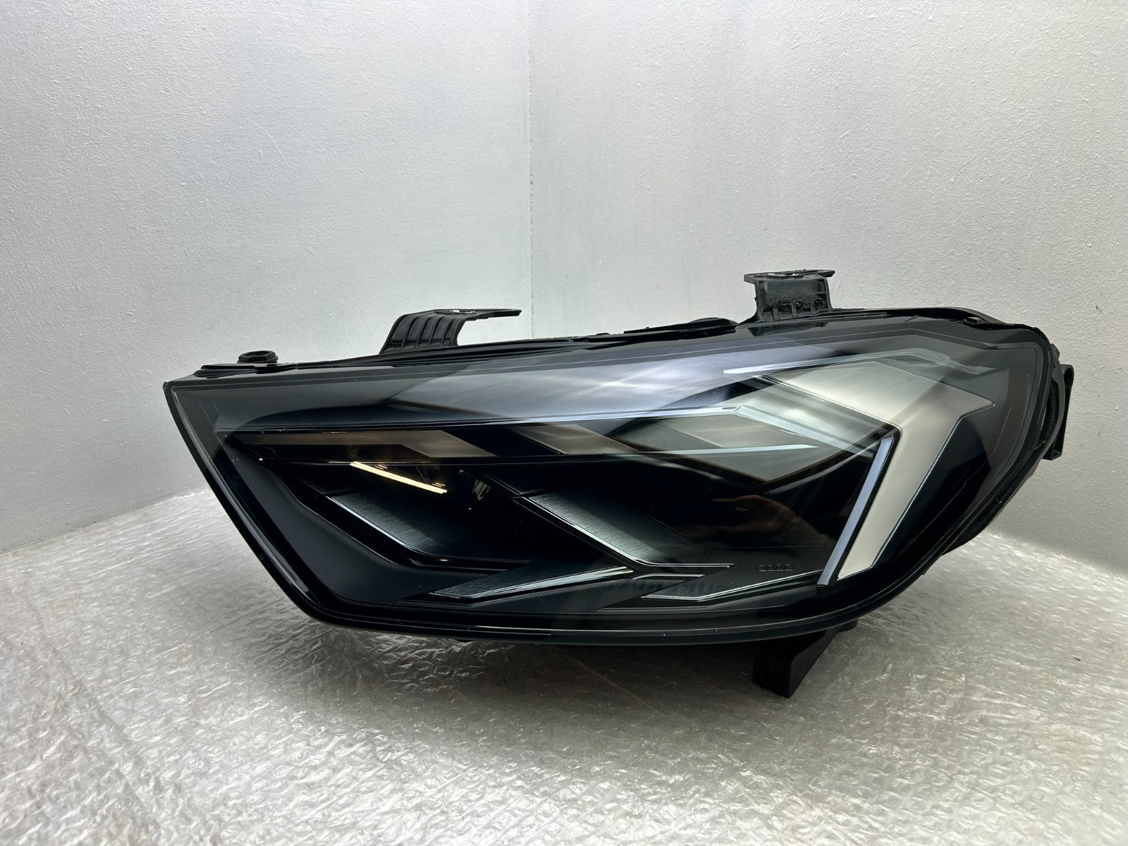 Original Audi A1 LED Matrix Scheinwerfer links 82A941033B0