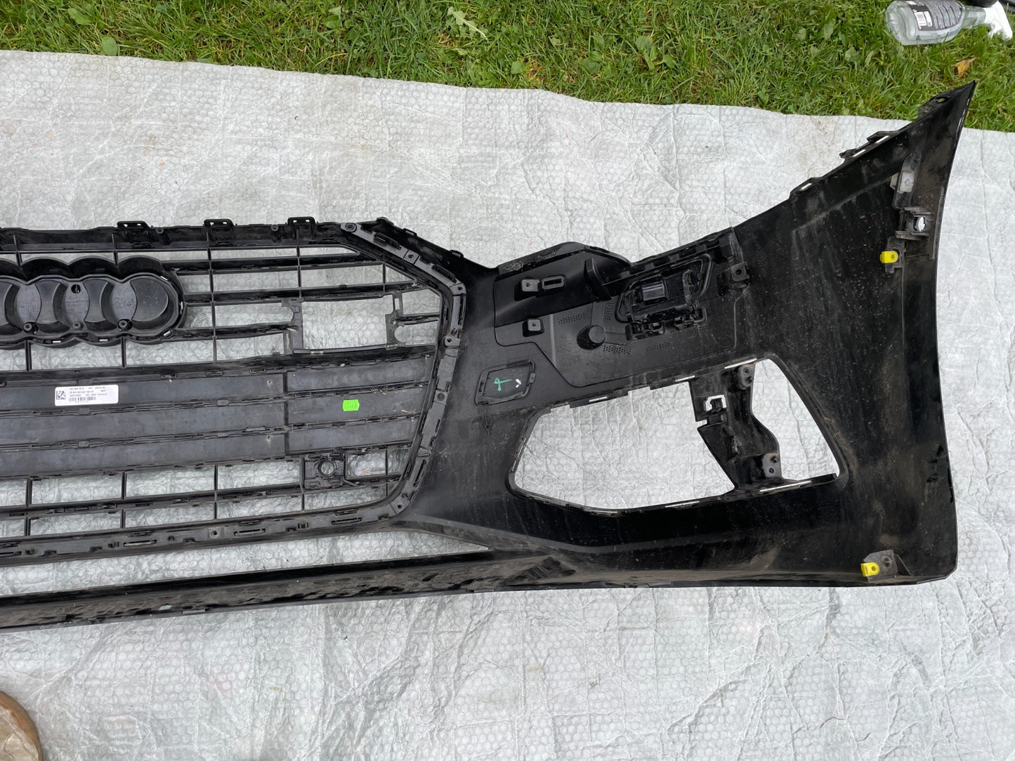 Original Audi A6 C8 BASIC 4K0 2018 Stoßstange Kühlergrill Stoßfänger7