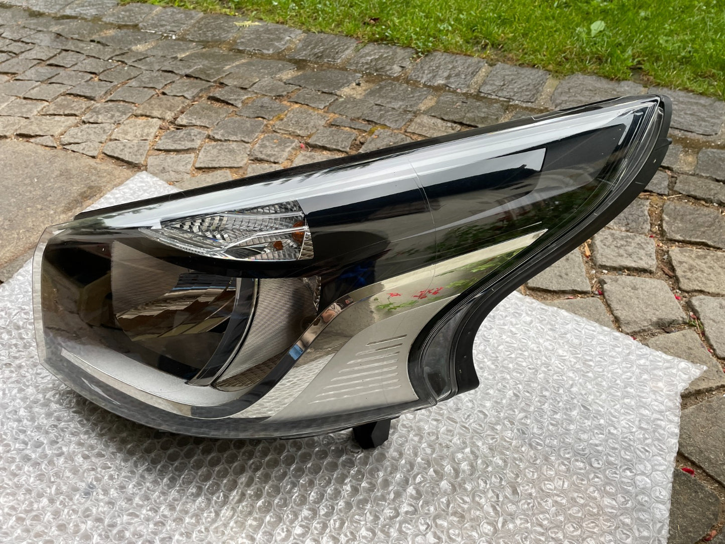 Original Renault Trafiac II Halogen Scheinwerfer links 260608912R1