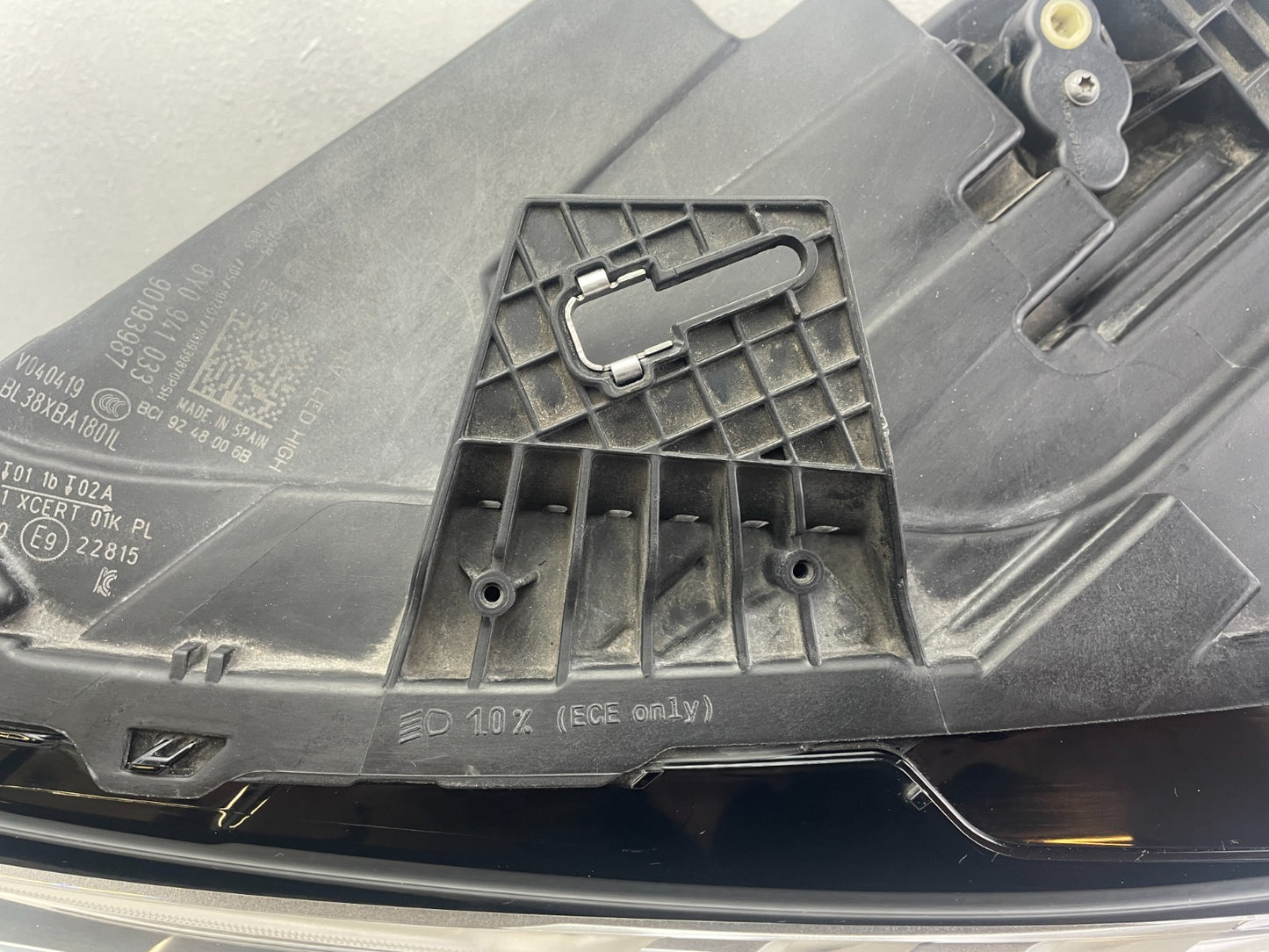 Original Audi A3 8Y LED Scheinwerfer links 8Y09410334