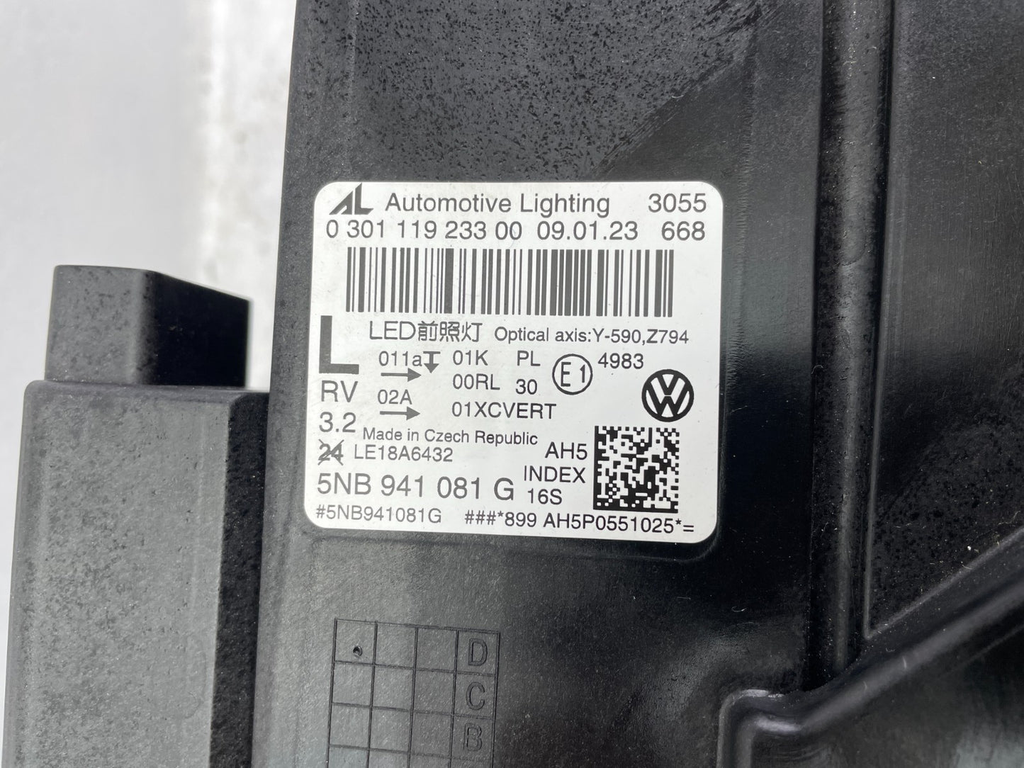 Original VW Tiguan LED Scheinwerfer links 5NB941081G3