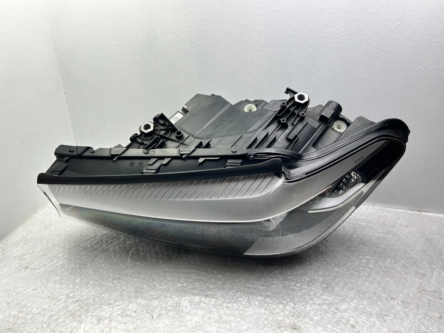 Original BMW 5er G30 G31 LED Scheinwerfer links 84991113