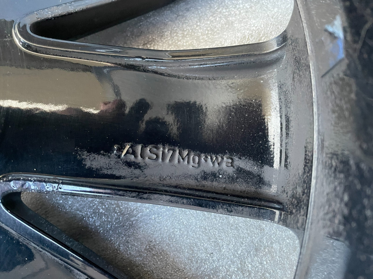 1x Volvo S60 V60 XC60 Alufelge 8.0Jx18 Zoll / 314713126